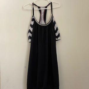 LULULEMON workout top!